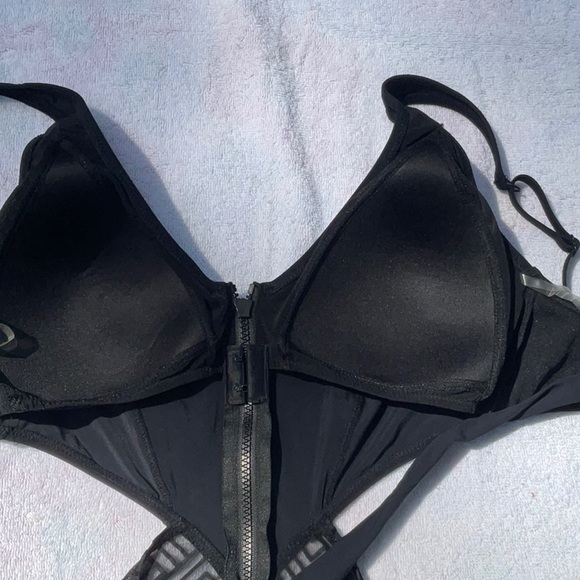 Gottex Turkiz Bathing Suit, Size 12 - Picture 10 of 13